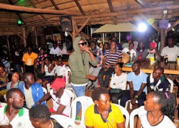 UG Pineapple Comedy attracts revelers back to Laftz Lounge